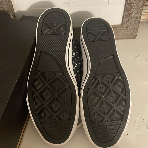 Converse 144825F Stars and Stripes Sneakers - Picture 5 of 9